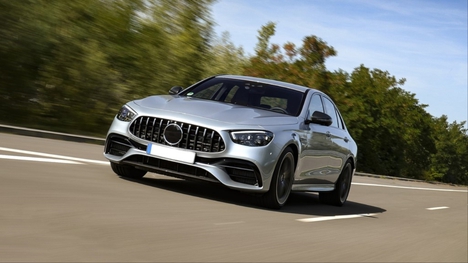 MERCEDES W213 2021+ E SERISI IÇIN UYUMLU E63 ÖN TAMPON VE PANJUR SETI